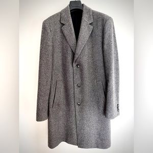 Hugo Boss men’s wool coat size medium